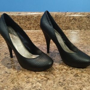 Fergie Heels Black Leather Faux Snake Skin